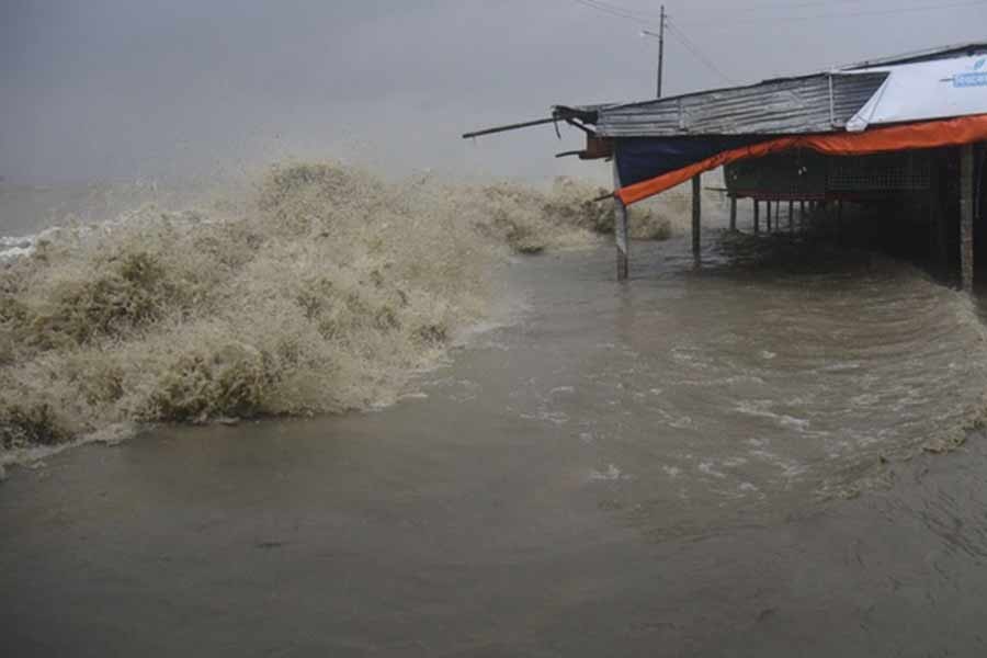 Maritime ports to hoist cautionary signal 1 as storm brews over the bay