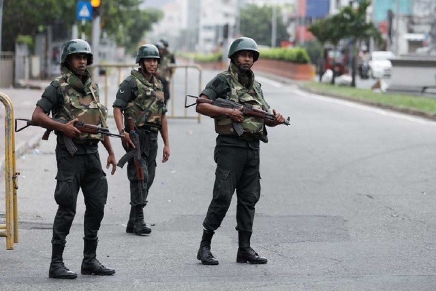 SL troops ordered to shoot at any persons damaging public property