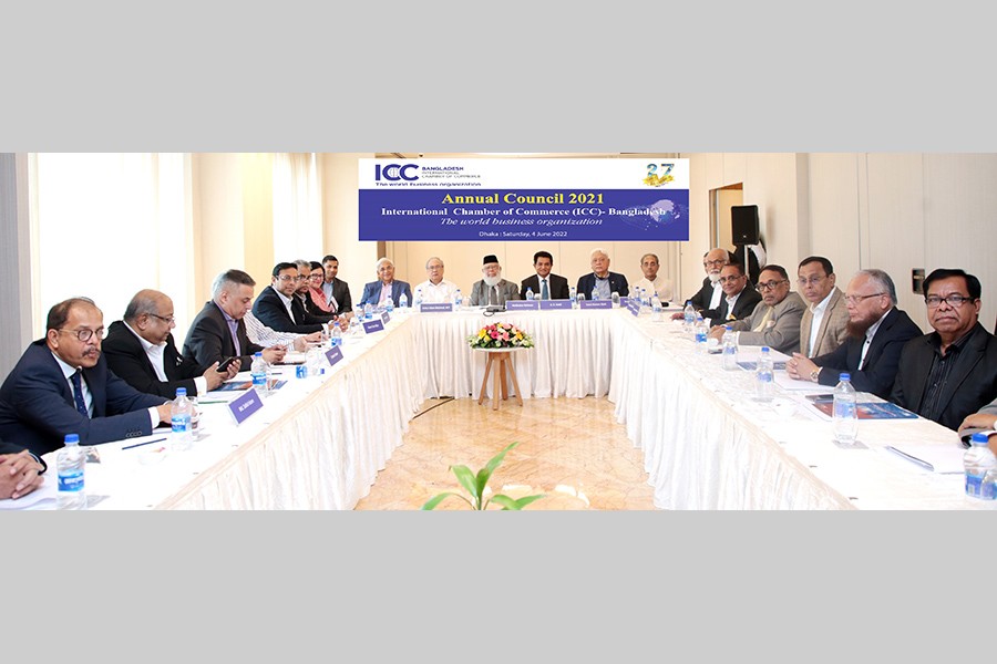 ICC Bangladesh President Mahbubur Rahman (third from left) presiding over the ICCB Annual Council (AGM) 2021 held in Dhaka on Saturday. Also seen in the picture, among others, are (R-L):  BIA President Sheikh Kabir Hossain, Apex Group Chairman Syed Manzur Elahi, ICCB Vice President A. K. Azad, Former Foreign Minister Barrister Anisul Islam Mahmud, M.P. and Square Textiles Chairman Tapan Chowdhury.
