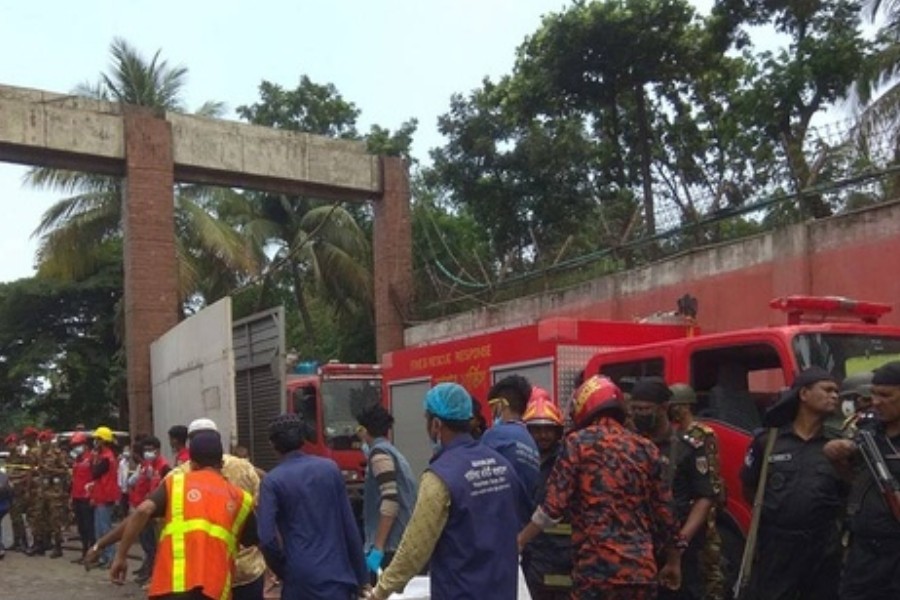 Families of Sitakunda container depot fire victims scour hospitals in a frantic search for loved ones