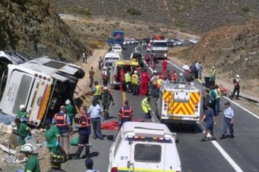 South Africa road crash leaves 15 dead