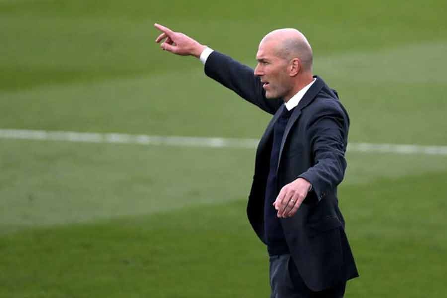 Zidane's advisor denies contact with PSG