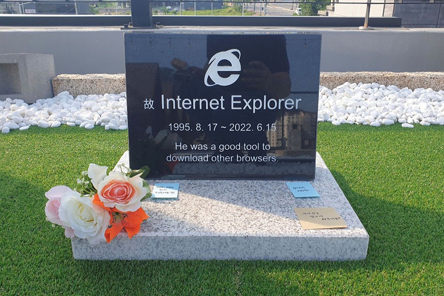 Tombstone of Internet Explorer browser, set up by South Korea's software engineer Jung Ki-young, is pictured at a rooftop of a cafe in Gyeongju, South Korea on June 17, 2022 — Handout via REUTERS
