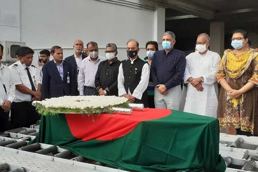 Mortal remains of Awami League leader Mukul Bose arrive in Dhaka