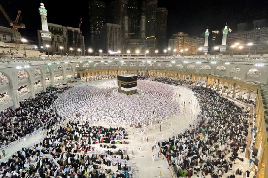 Muslim pilgrims circle the Kaaba and pray at the Grand Mosque as Saudi Arabia welcomes back pilgrims for the 2022 Hajj season, after the kingdom barred foreign travellers over the last two years because of the coronavirus pandemic, in the holy city of Makkah, Saudi Arabia, Jul 1, 2022.  Reuters