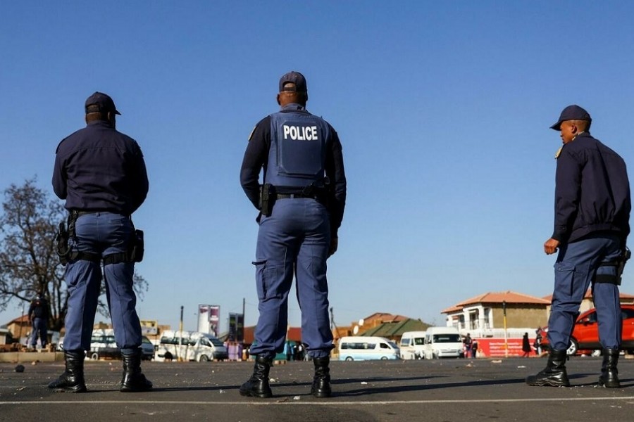 15 die in South African bar shooting