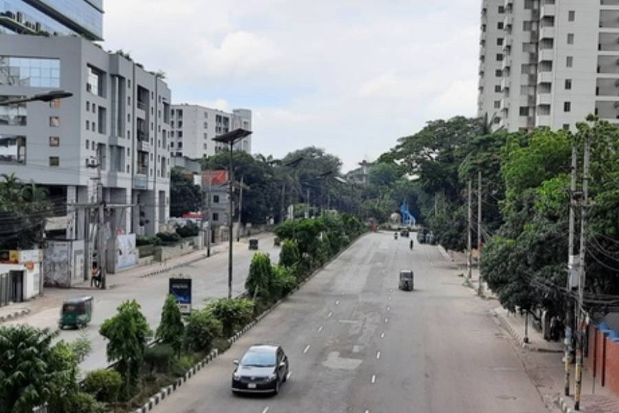 Dhaka looks deserted on the day after Eid 