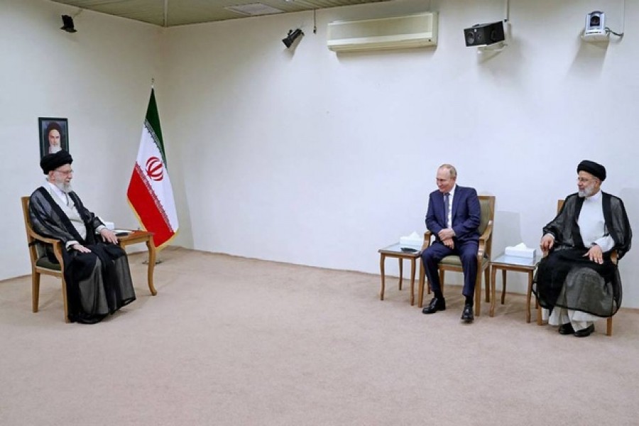 Iran's Supreme Leader Ayatollah Ali Khamenei meets with Russian President Vladimir Putin in Tehran, Iran July 19, 2022. Office of the Iranian Supreme Leader/WANA (West Asia News Agency) via REUTERS