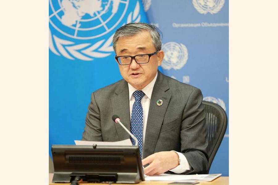 Liu Zhenmin, UN Under-Secretary-General for Economic and Social Affairs, holds a press briefing on the launch of the Sustainable Development Goals Report 2022 at the UN headquarters in New York, July 7, 2022. 	—Xinhua Photo