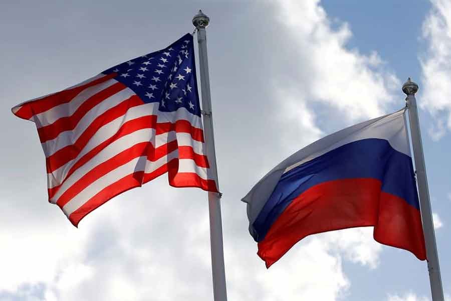 Russia suspends START arms inspections over US travel curbs