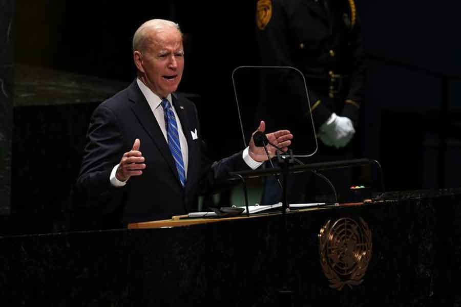 Biden signs documents endorsing Finland and Sweden's accession to NATO
