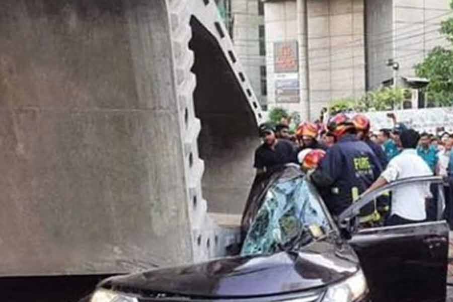 BRT project girder falls on private car, four die