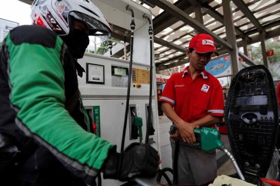 Indonesia plans fuel price hike to control ballooning subsidies