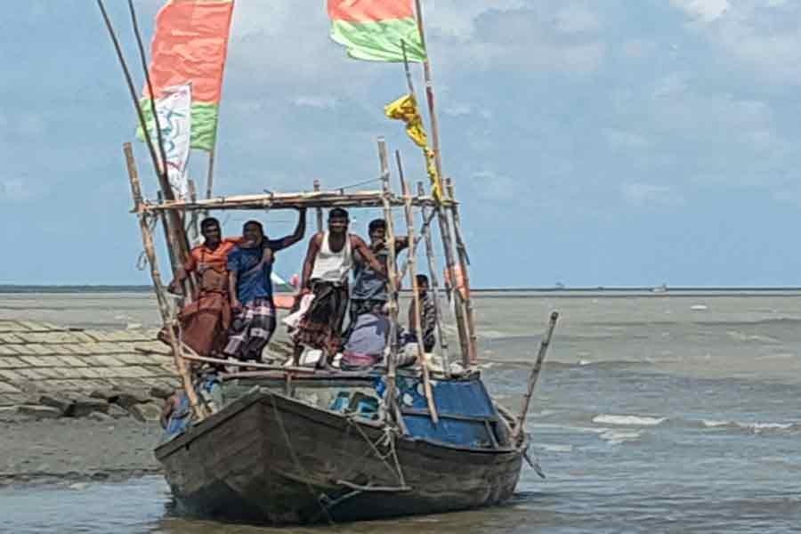 47 fishermen missing as four trawlers sink in Bay of Bengal