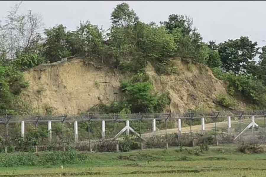 মিয়ানমার থেকে আবারও ভারী গোলাবারুদের আওয়াজ আসছে, আতঙ্কে সীমান্তের বাসিন্দারা