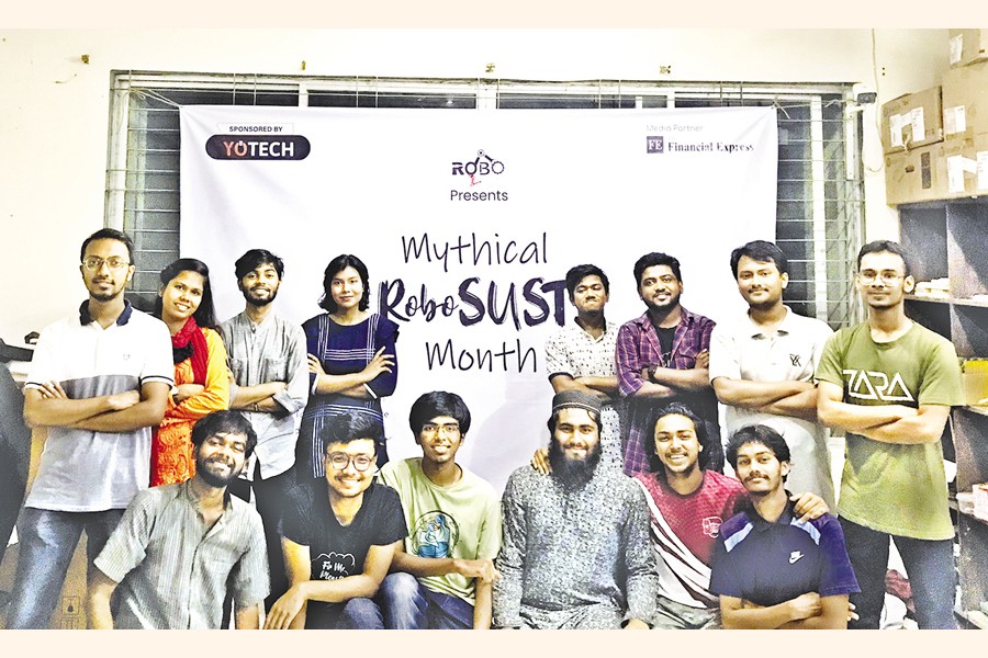 RoboSUST panel members posing ahead of the recently launched event 'The Mythical RoboSUST Month'