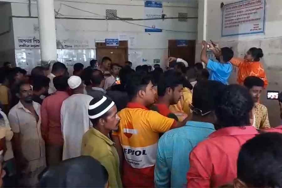 Five die from electrocution in Chandpur, Barguna