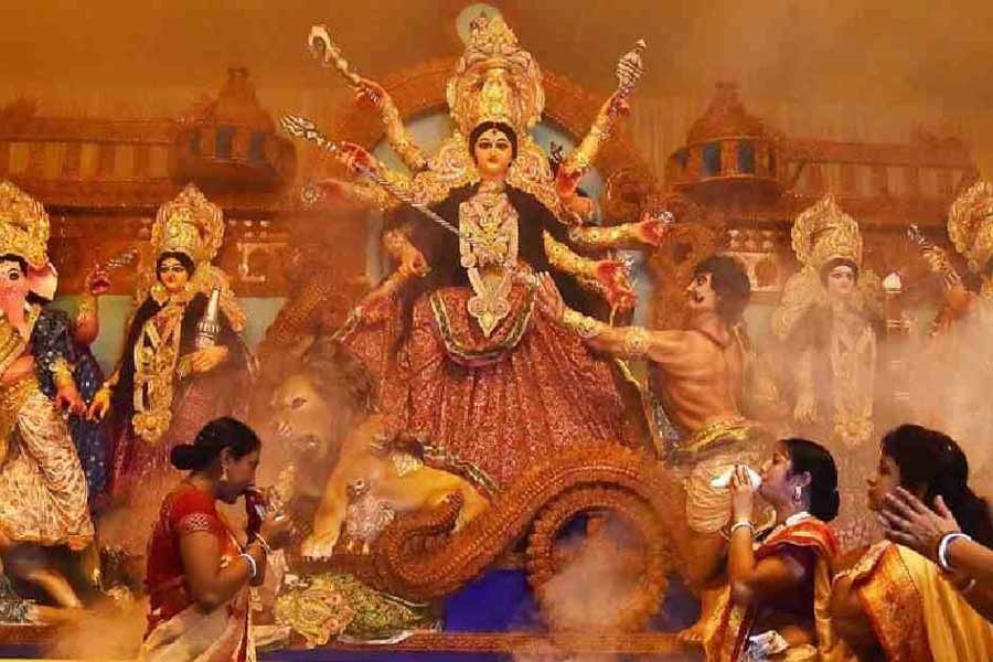 Bangladesh readies over 32,000 venues for Durga Puja amid heightened security