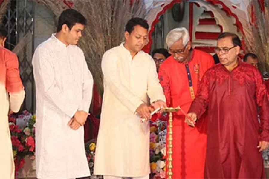 Hindu community observes Mahalaya, beginning of Durga Puja