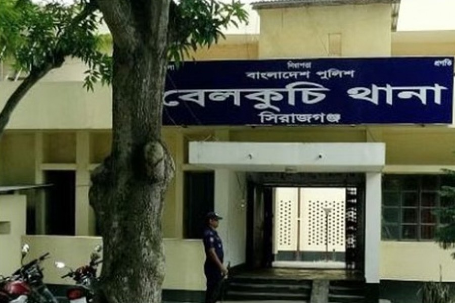 সিরাজগঞ্জে শয়নকক্ষে মা ও দুই ছেলের লাশ