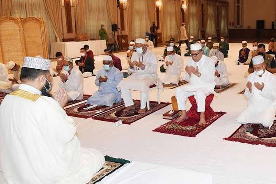 President hosts doa mahfil on Eid-e-Miladunnabi at Bangabhaban