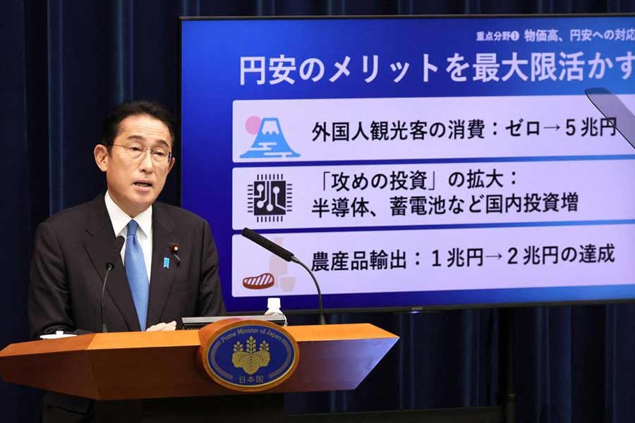 Japanese Prime Minister Fumio Kishida announcing a new economic package to combat price rises during a news conference at his official residence in Tokyo on Friday –Reuters photo