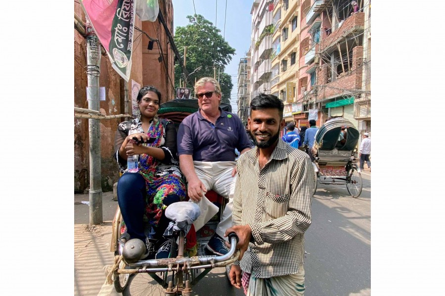 In Photos: Ted Kennedy, his family visit Old Dhaka