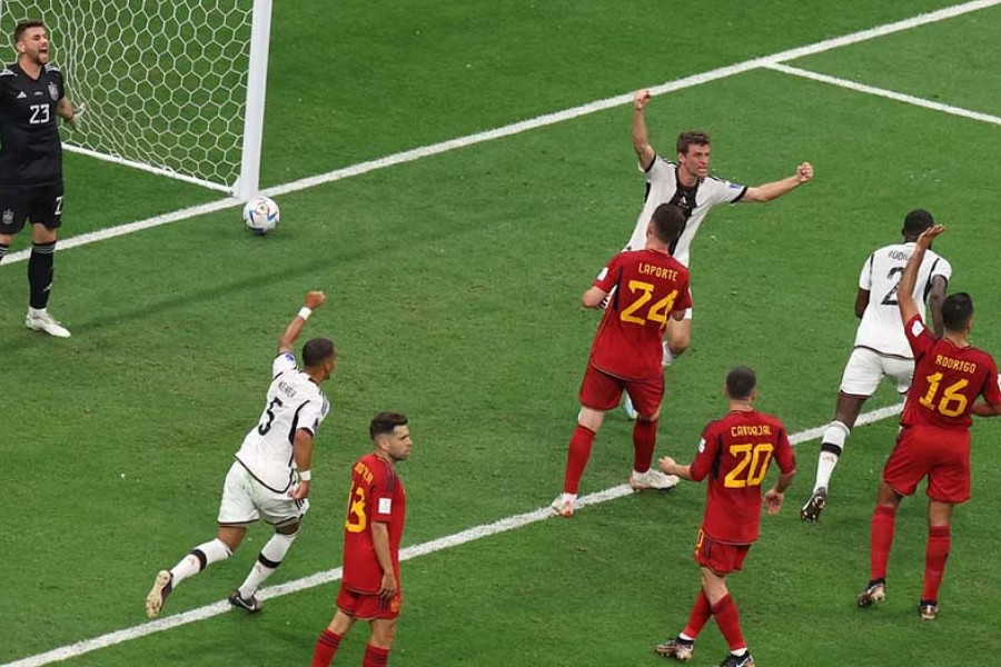 Germany keep World Cup hopes alive after 1-1 draw with Spain