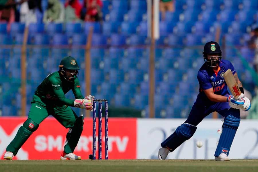 India defeat Bangladesh by 227 runs in last ODI