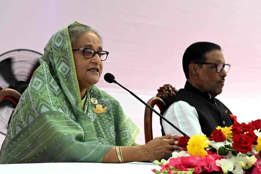 Sheikh Hasina urges Awami League leaders, activists to strengthen party