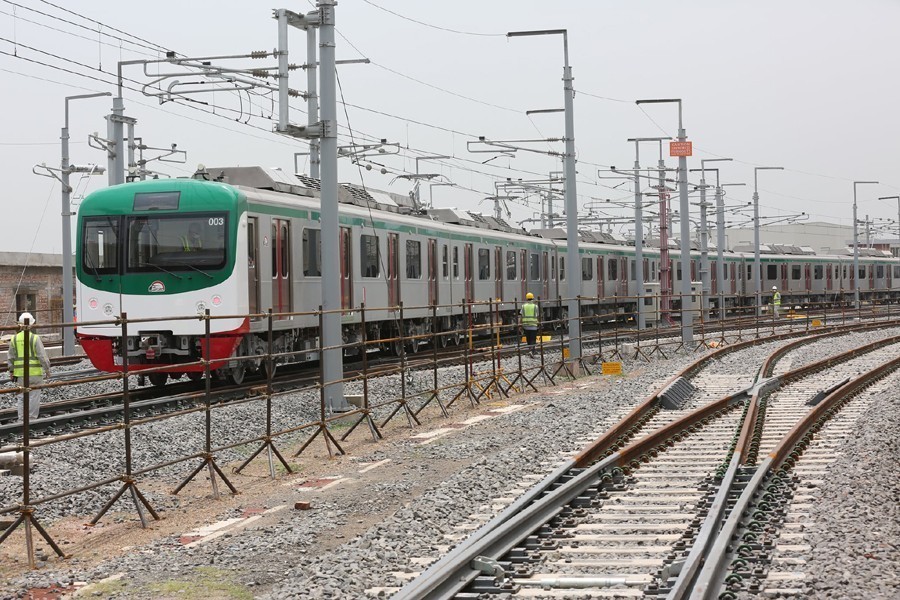 Maiden metro rail rolls in Dhaka today