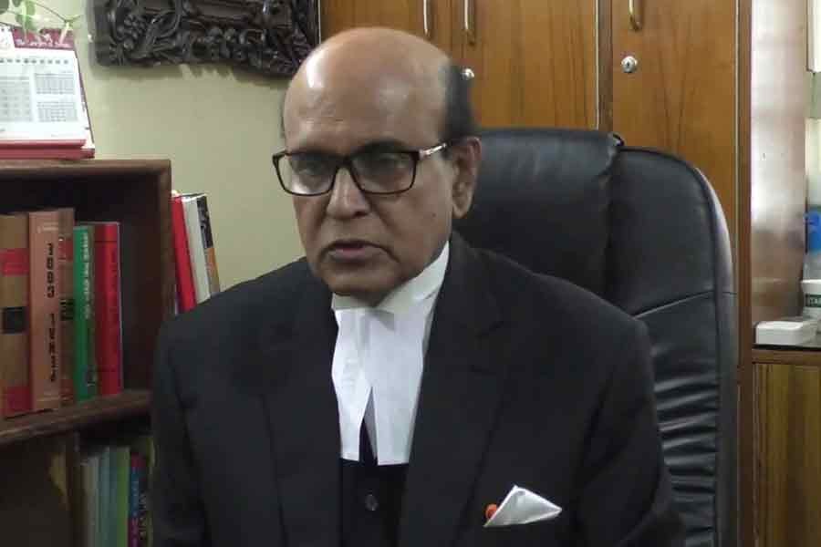 SC suspends Monday’s half day proceedings in honour of Khandker Mahbub