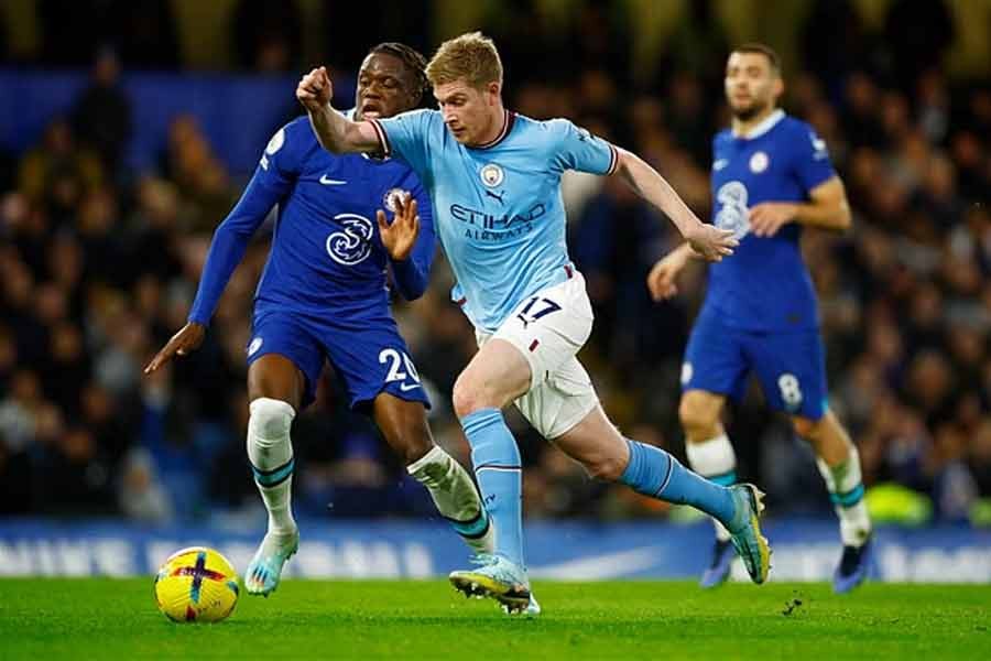 Man City edge closer to the top as Chelsea slip away