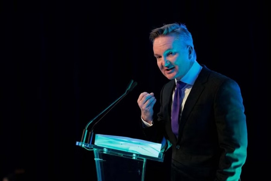 Australia's Climate Change and Energy Minister Chris Bowen speaks at the Sydney Energy Forum in Sydney, Australia July 12, 2022. REUTERS