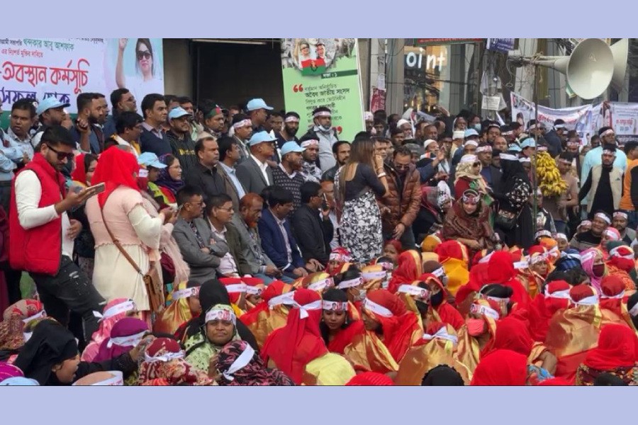 যুগপৎ আন্দোলন: ‘গণ অবস্থানে’ বিএনপি ও সমমনারা