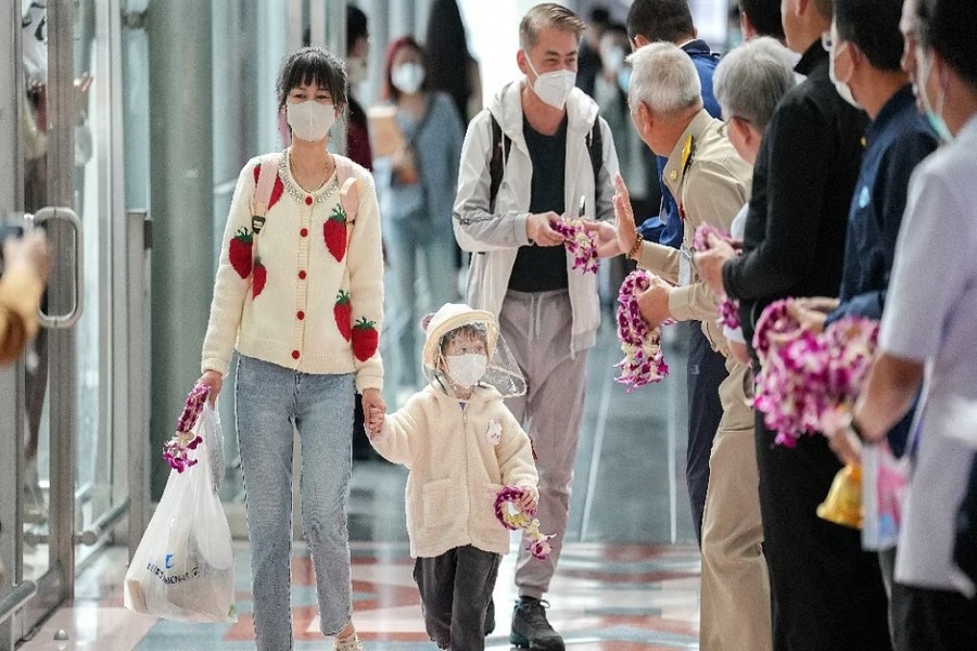 Passengers from China's Xiamen arrive at Bangkok’s Suvarnabhumi airport after China reopens its borders amid the coronavirus (COVID-19) pandemic, in Bangkok, Thailand, Jan 9, 2023. REUTERS