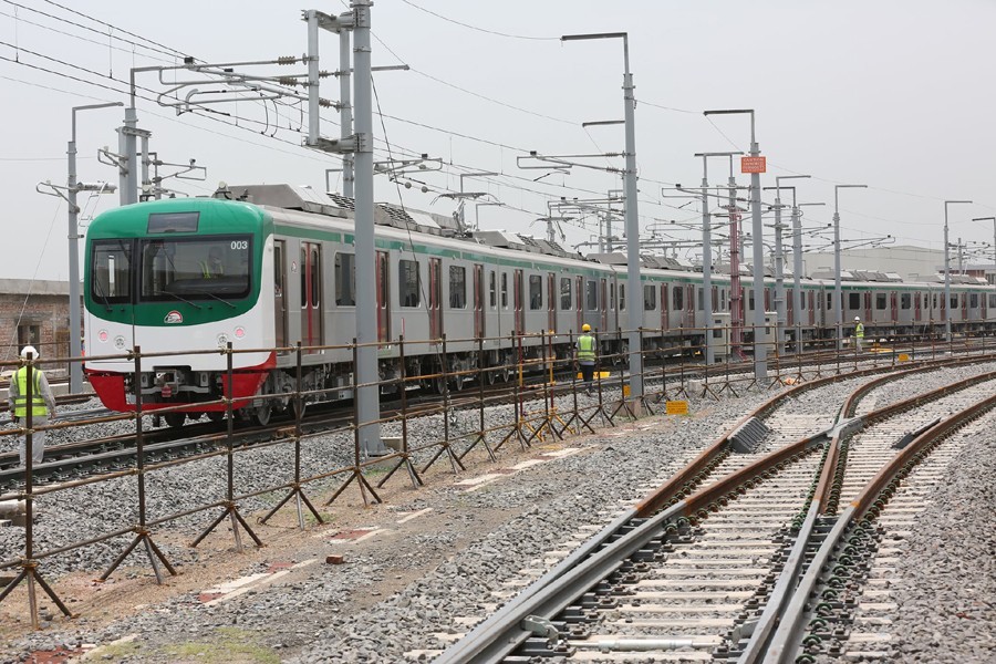 For a connected Dhaka thru metro rail