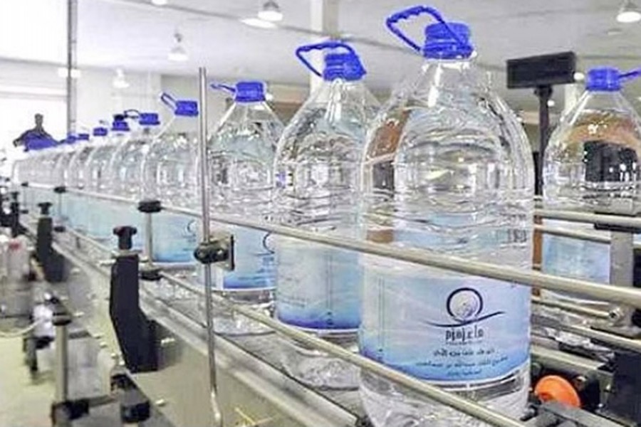 Bangladesh orders traders to stop selling water of Zamzam Well
