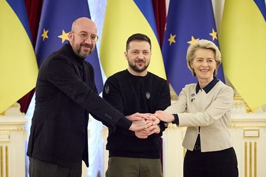 Zelensky vows to defend 'fortress' Bakhmut, hosts EU leaders in Kyiv