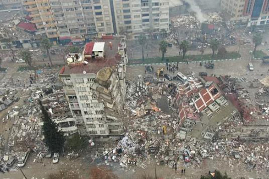 Turkey-Syria earthquake death toll nears 10,000