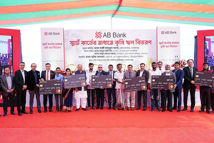400 marginal farmers get farm loans from AB Bank through smart cards in Gopalganj